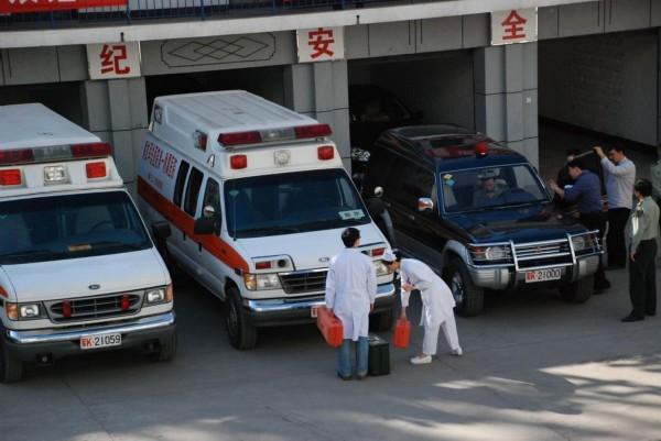 西青区救护车转院